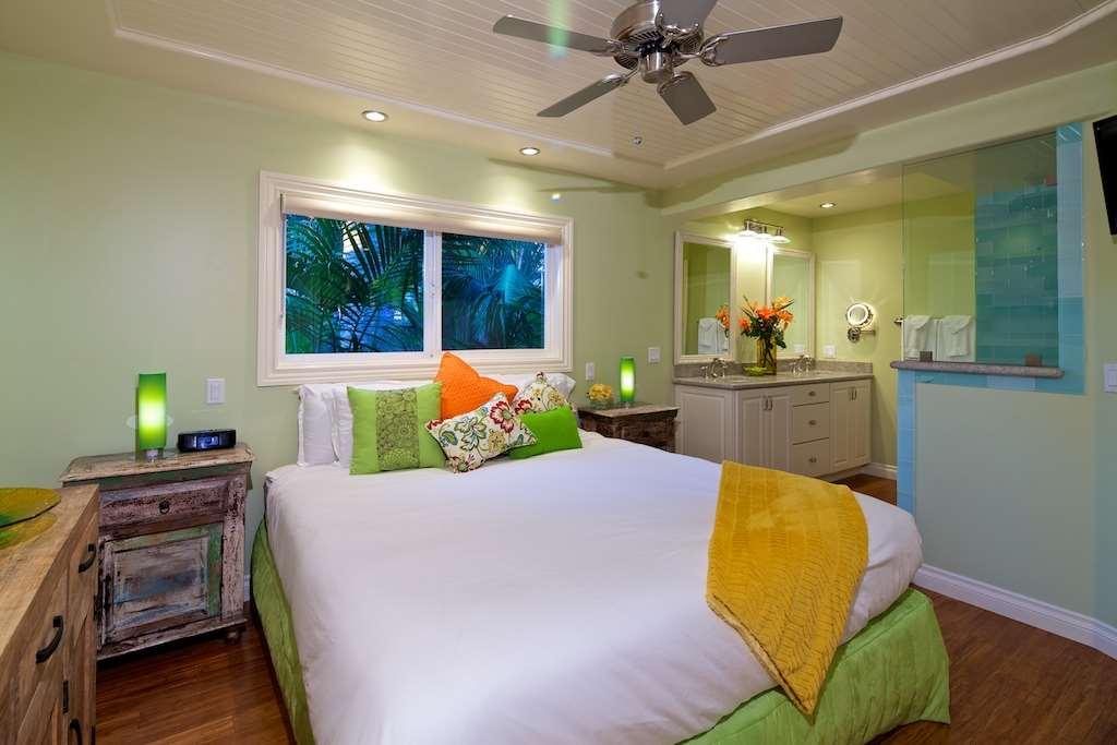 Ocean Palms Beach Resort Carlsbad Room photo